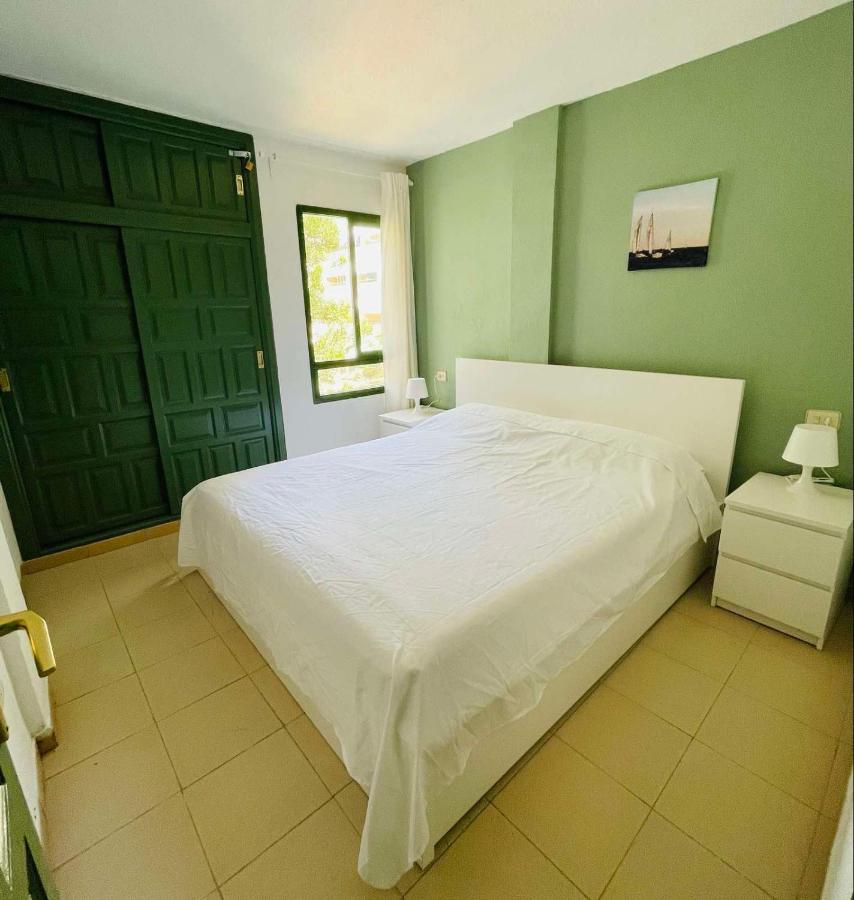Alondras Park Mialsoma Apartment Arona  Extérieur photo