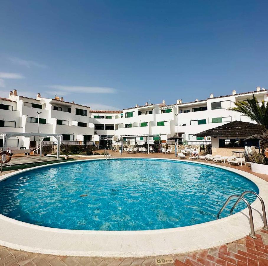 Alondras Park Mialsoma Apartment Arona  Extérieur photo