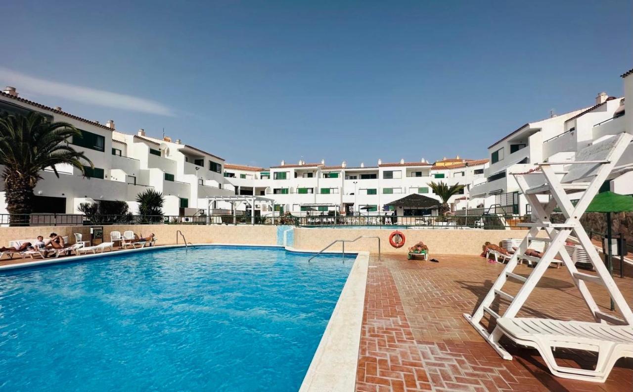Alondras Park Mialsoma Apartment Arona  Extérieur photo